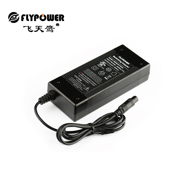 如何解決大功率電源適配器充電時的發熱問題