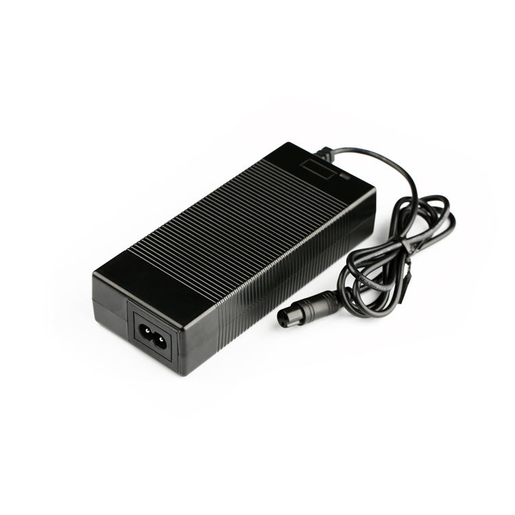 安全，高效，飛天鷹84W電動(dòng)自行車(chē)充電器！