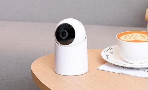飛天鷹5V2A電源適配器應(yīng)用自動(dòng)化生產(chǎn)，是華為智選攝像頭的原裝伴侶！